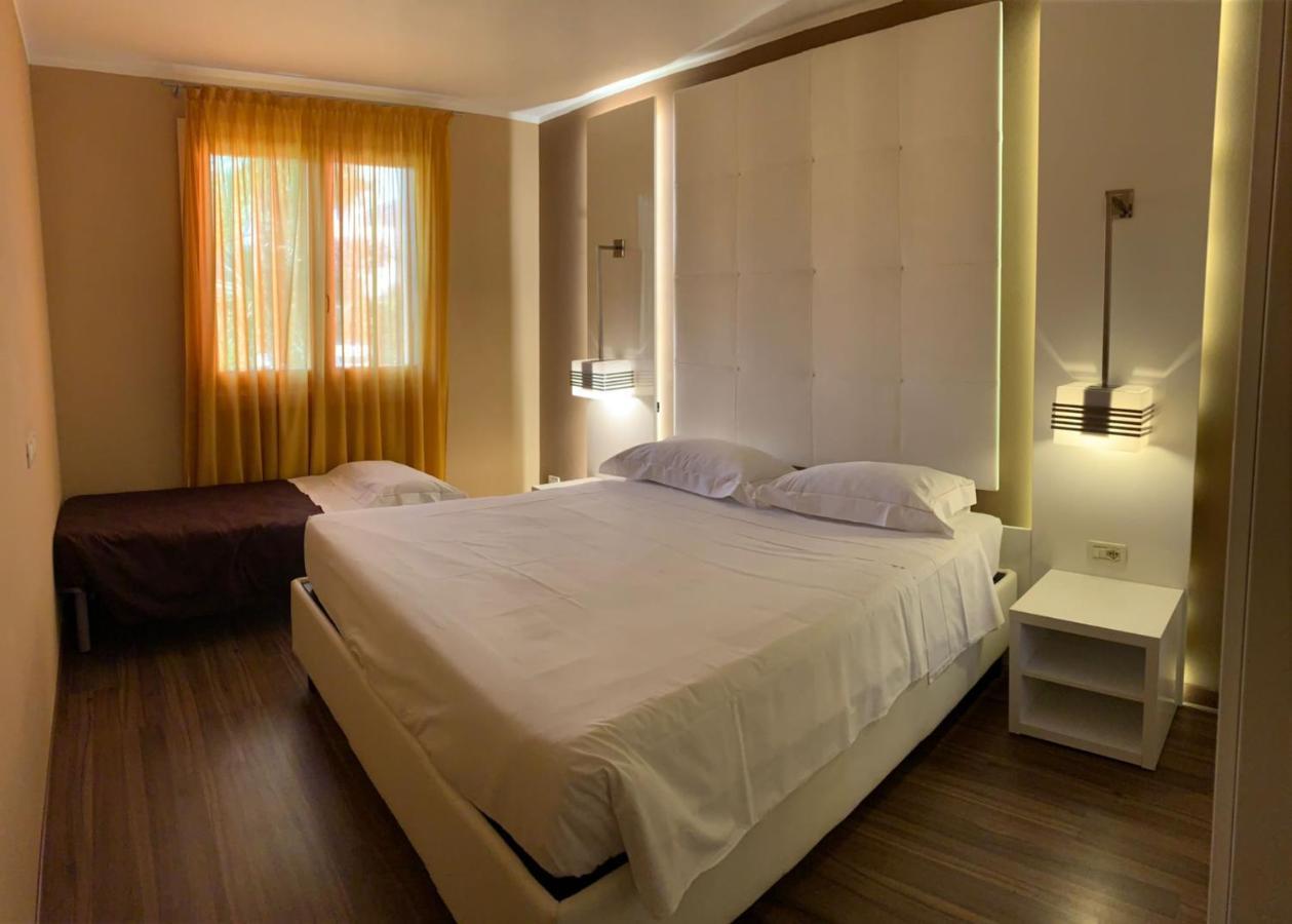Acqua Resorts Сірміоне Екстер'єр фото