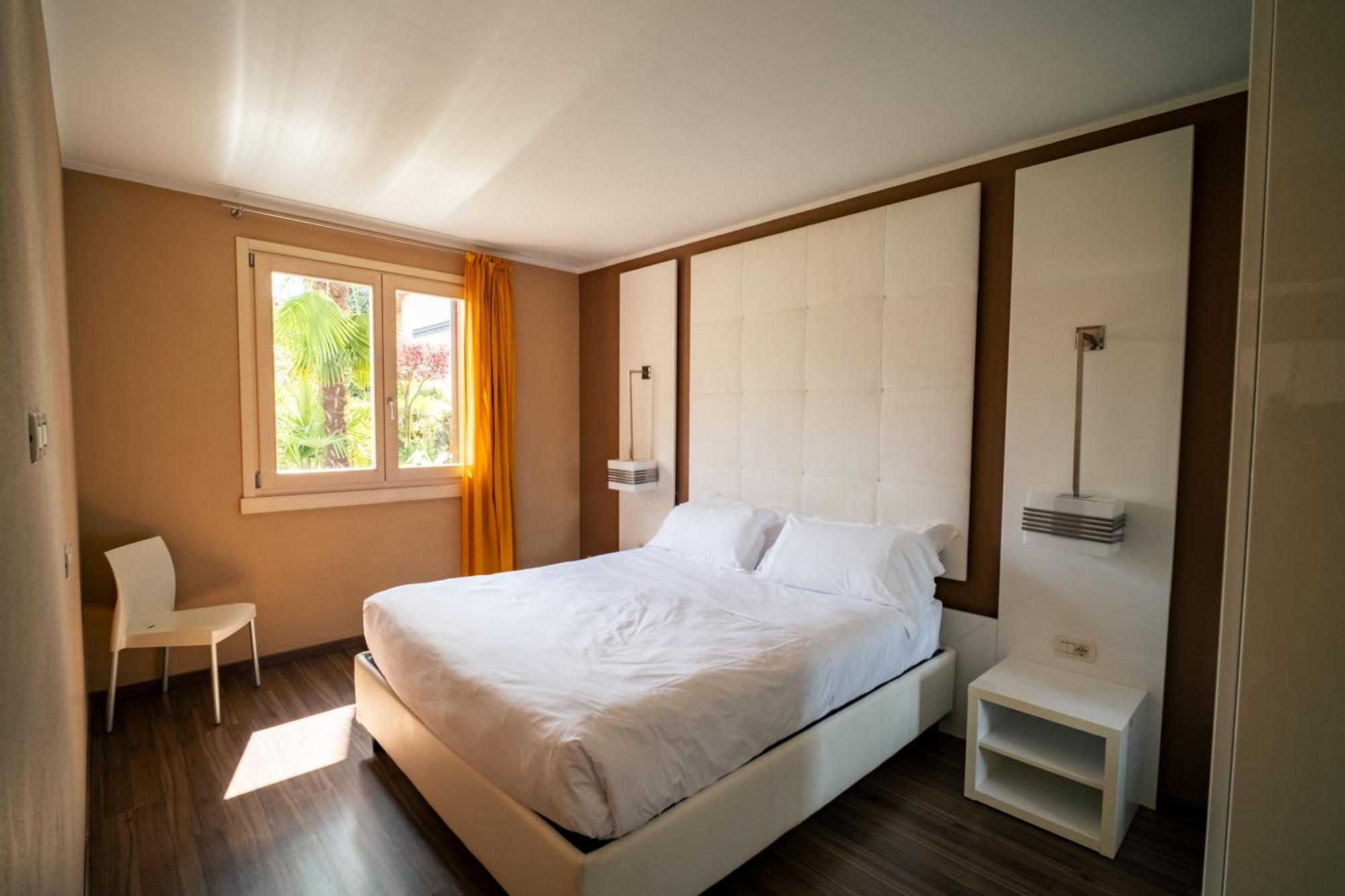 Acqua Resorts Сірміоне Екстер'єр фото